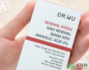 dr.wu杏仁酸18和6哪個(gè)好？dr.wu達(dá)爾夫杏仁酸18和6區(qū)別