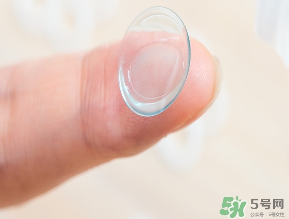 獅王隱形眼鏡輔助液怎么用？獅王隱形眼鏡輔助液使用方法