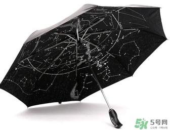 防紫外線傘可以淋雨嗎？防紫外傘雨天可以打嗎？