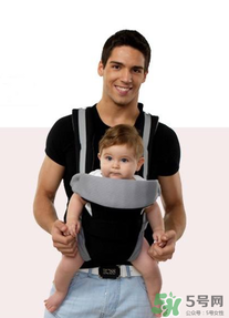 背巾和背帶哪個好用？背巾和背帶的區(qū)別是什么？