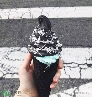 炭黑冰淇淋好吃嗎？炭黑冰淇淋哪里買？
