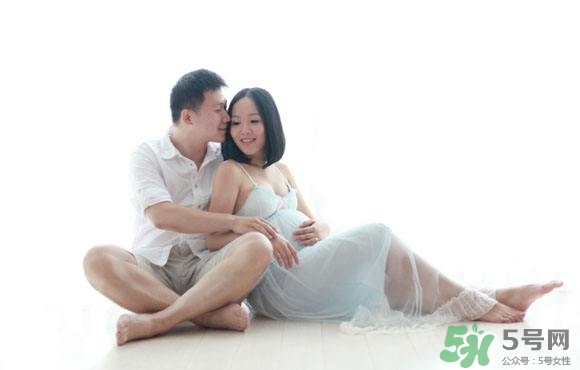 孕婦能抹護膚品嗎？孕婦能化妝嗎？