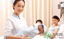 夏天坐月子可以天天洗澡嗎？夏季坐月子能洗澡嗎？