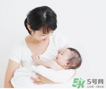 夏天坐月子可以天天洗澡嗎？夏季坐月子能洗澡嗎？