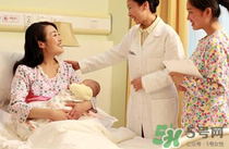 夏天坐月子可以吹風(fēng)扇嗎？夏天風(fēng)扇能不能給產(chǎn)婦用？