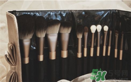 受受狼小葡萄多少錢?受受狼小葡萄化妝刷價格 受受狼小葡萄多少錢?受受狼小葡萄化妝刷價格