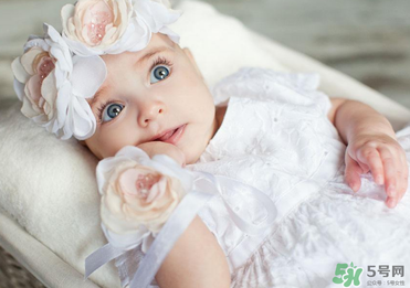 夏天嬰兒穿什么？夏天嬰兒穿什么合適？