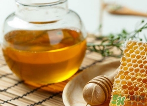 蜂蜜的保質(zhì)期有多久？蜂蜜保質(zhì)期一般是多久