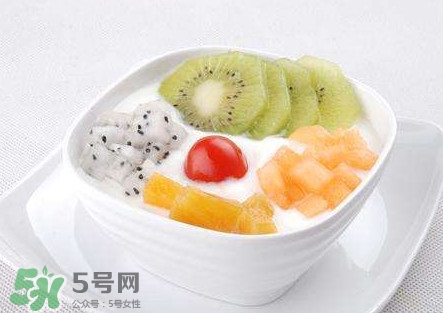 蓮霧能和酸奶一起吃嗎？酸奶可以和蓮霧一起吃嗎？