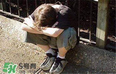 孩子遺精家長(zhǎng)怎么解決？第一次遺精怎么處理？