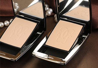 嬌蘭金鉆修顏粉餅多少錢？曲筱綃嬌蘭金鉆修顏粉餅專柜價(jià)格