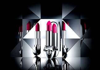 歡樂頌2樊勝美蔣欣用的什么口紅？同款嬌蘭臻彩寶石唇膏