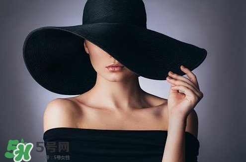 HIV真有這么可怕嗎？艾滋病的臨床表現(xiàn)主要有哪些