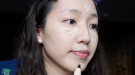 日系淡妝化妝步驟 日系淡妝需要哪些化妝品 日系淡妝化妝步驟 日系淡妝需要哪些化妝品