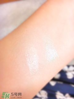 mac獨(dú)角獸的眼淚怎么涂？mac魅可獨(dú)角獸的眼淚怎么用？