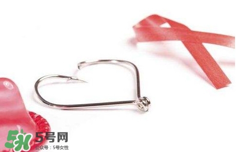 HIV真有這么可怕嗎？艾滋病的臨床表現(xiàn)主要有哪些