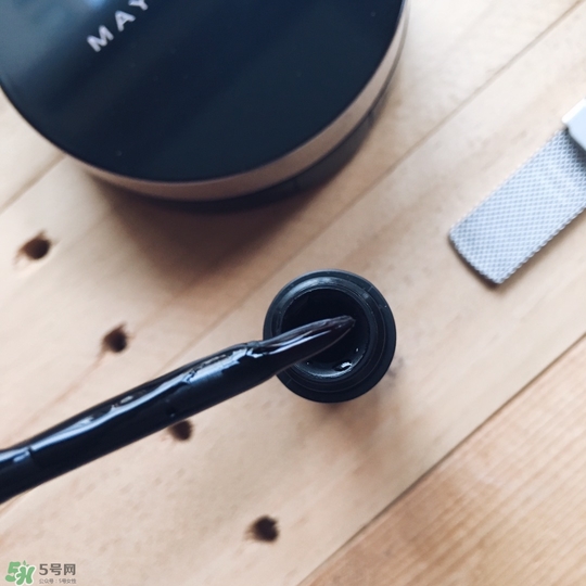 美寶蓮眉膠好不好？美寶蓮眉膠怎么用