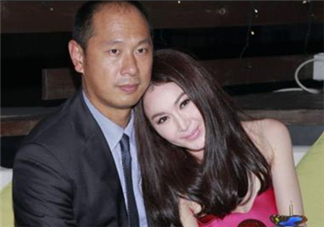 溫碧霞為什么不生孩子？溫碧霞老公是誰？