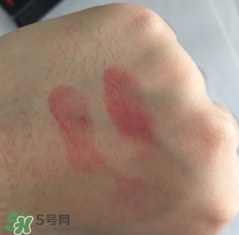 嬌蘭小黑裙003好看嗎？嬌蘭小黑裙唇膏003試色