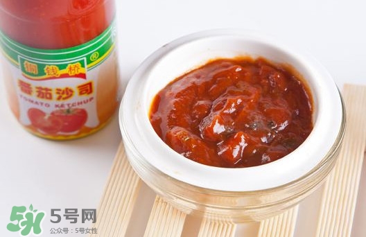 番茄醬是番茄沙司嗎？番茄醬和番茄沙司有什么不同？