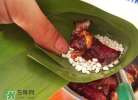 蘆葦葉怎么包粽子？包粽子蘆葦葉如何不裂？