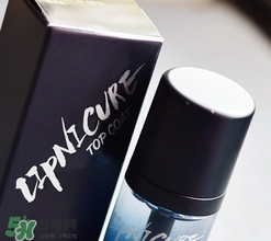 rimmel芮謎口紅雨衣和clio珂萊歐口紅雨衣哪個(gè)好_對比 rimmel芮謎口紅雨衣和clio珂萊歐口紅雨衣哪個(gè)好_對比