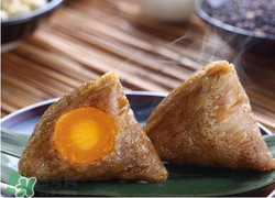 蛋黃粽子怎么包？蛋黃粽子怎么做？
