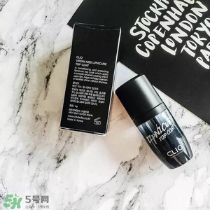 rimmel芮謎口紅雨衣和clio珂萊歐口紅雨衣哪個(gè)好_對比 rimmel芮謎口紅雨衣和clio珂萊歐口紅雨衣哪個(gè)好_對比