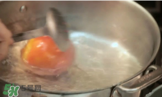 吃桃子要不要削皮？吃桃子的去皮方法