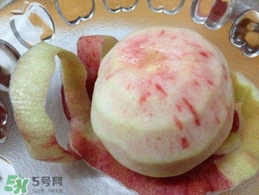 吃桃子要不要削皮？吃桃子的去皮方法