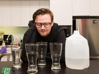 30天不喝飲料，妹子的對比照令人震驚 喝白開水的好處