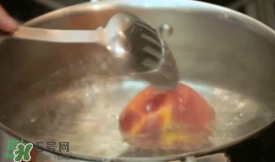 吃桃子要不要削皮？吃桃子的去皮方法