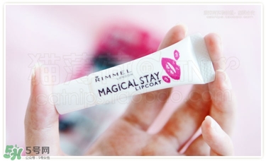 rimmel芮謎口紅雨衣怎么用？rimmel口紅雨衣使用方法
