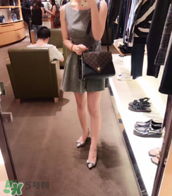 lv2017春夏新款double v包包多少錢(qián)_專(zhuān)柜價(jià)格