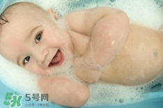 寶寶臍帶掉了要緊嗎？寶寶臍帶掉了出血了怎么辦？