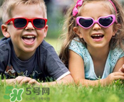 兒童可以帶太陽鏡嗎？兒童可以帶墨鏡嗎？