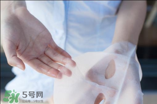 百雀羚三生花面膜怎么用？百雀羚三生花面膜用完要洗嗎？