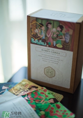 百雀羚三生花面膜怎么用？百雀羚三生花面膜用完要洗嗎？