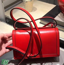 loewe三角包怎么看真假？羅意威巴塞羅那三角包真假辨別