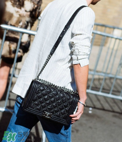 chanel leboy包包尺寸怎么選？香奈兒leboy尺寸介紹