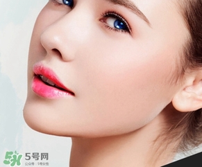 染唇液和唇釉哪個好？染唇液和唇釉區(qū)別