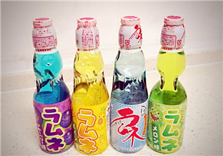 彈珠汽水怎么開？彈珠汽水怎么開不會(huì)噴？