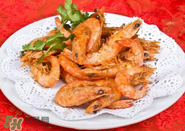 咸鴨蛋和蝦能一起吃嗎？咸蛋黃焗蝦怎么做？