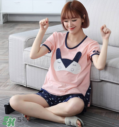 睡衣可以用洗衣機洗嗎？睡衣用洗衣機洗好嗎？