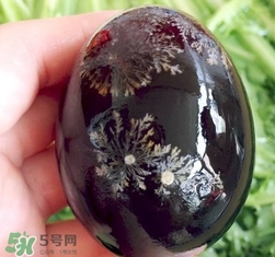 松花蛋是什么蛋？松花蛋是雞蛋還是鴨蛋？