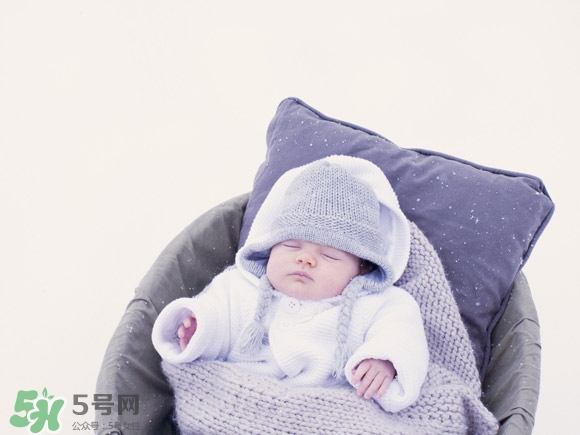 護(hù)臍貼用到什么時(shí)候？護(hù)臍貼用多久？