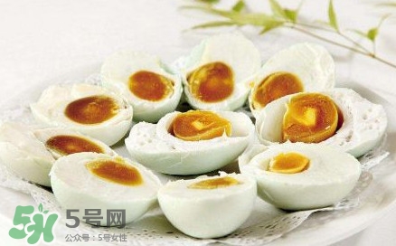 咸鴨蛋為什么要用酒？咸鴨蛋為什么不能多吃
