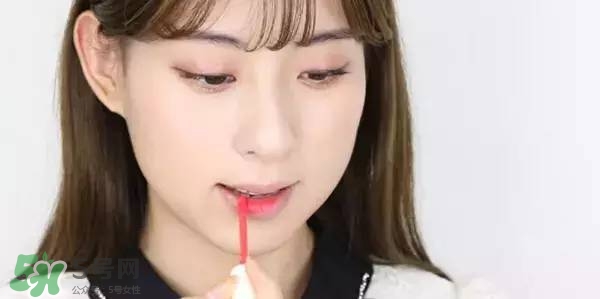 淡妝好看還是濃妝好看 男票說我淡妝比濃妝好看 淡妝好看還是濃妝好看 男票說我淡妝比濃妝好看