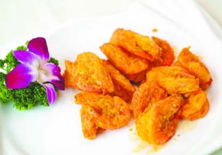 咸鴨蛋和蝦能一起吃嗎？咸蛋黃焗蝦怎么做？