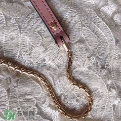 寶格麗蛇頭包怎么看真假？寶格麗蛇頭包真假鑒定